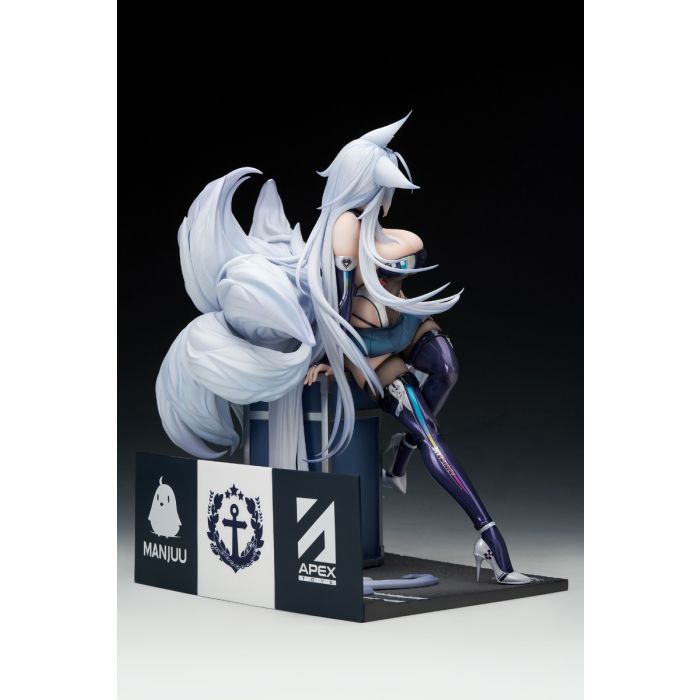Shinano – Moonlit Chrome Ver. (Roaring Silver Wheel Ver.) | Azur Lane | 1/7 Scale Figure + LED Display Box